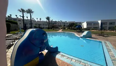 Renaissance Golden View Beach