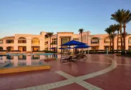 Renaissance Golden View Beach