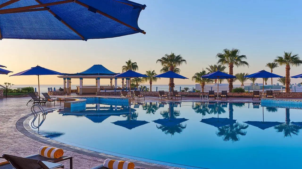 Renaissance Golden View Beach