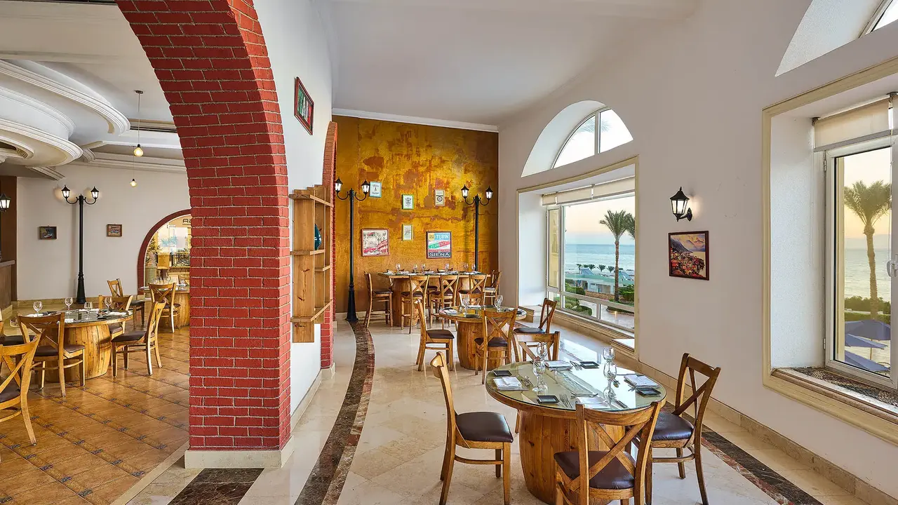 Renaissance Golden View Beach