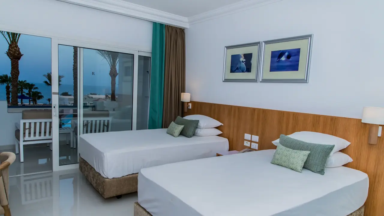 Renaissance Golden View Beach
