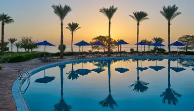 Renaissance Golden View Beach
