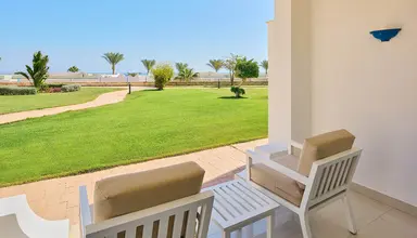 Renaissance Golden View Beach