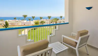 Renaissance Golden View Beach