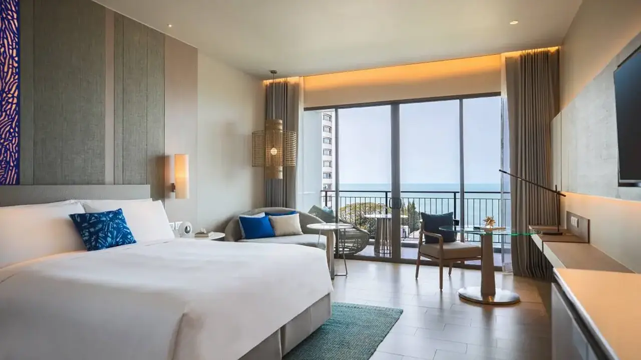 Renaissance Pattaya Resort & Spa