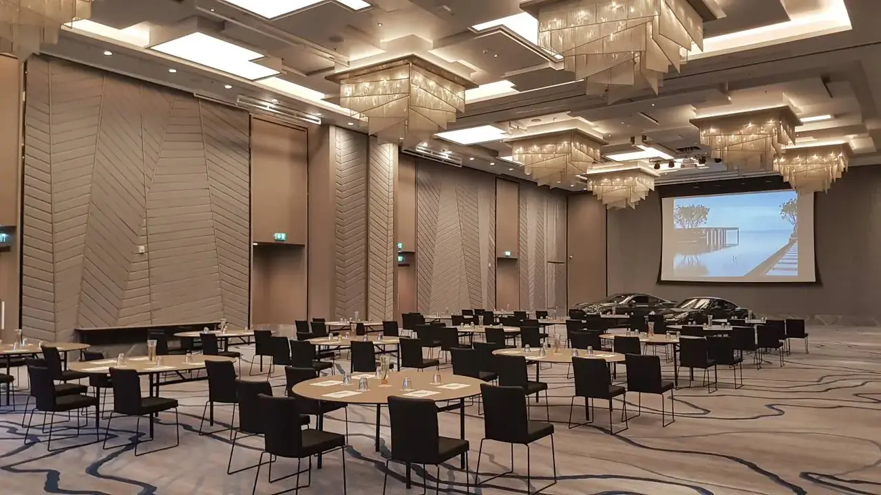 Renaissance Pattaya Resort & Spa