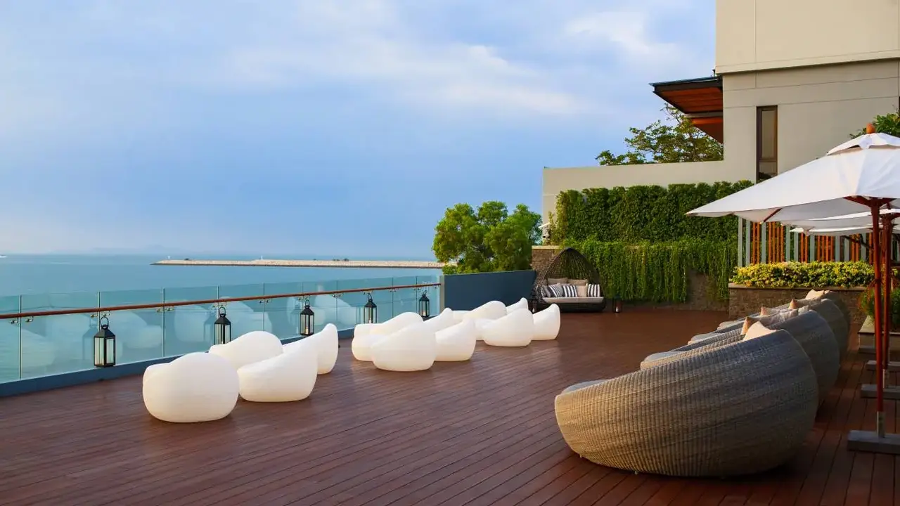 Renaissance Pattaya Resort & Spa