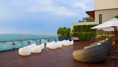 Renaissance Pattaya Resort & Spa