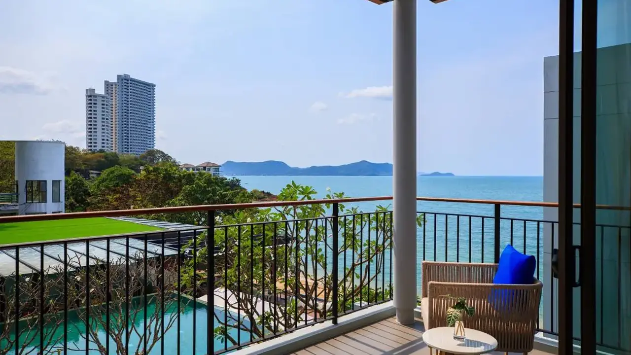 Renaissance Pattaya Resort & Spa
