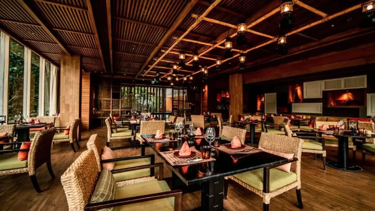 Renaissance Phuket Resort & Spa