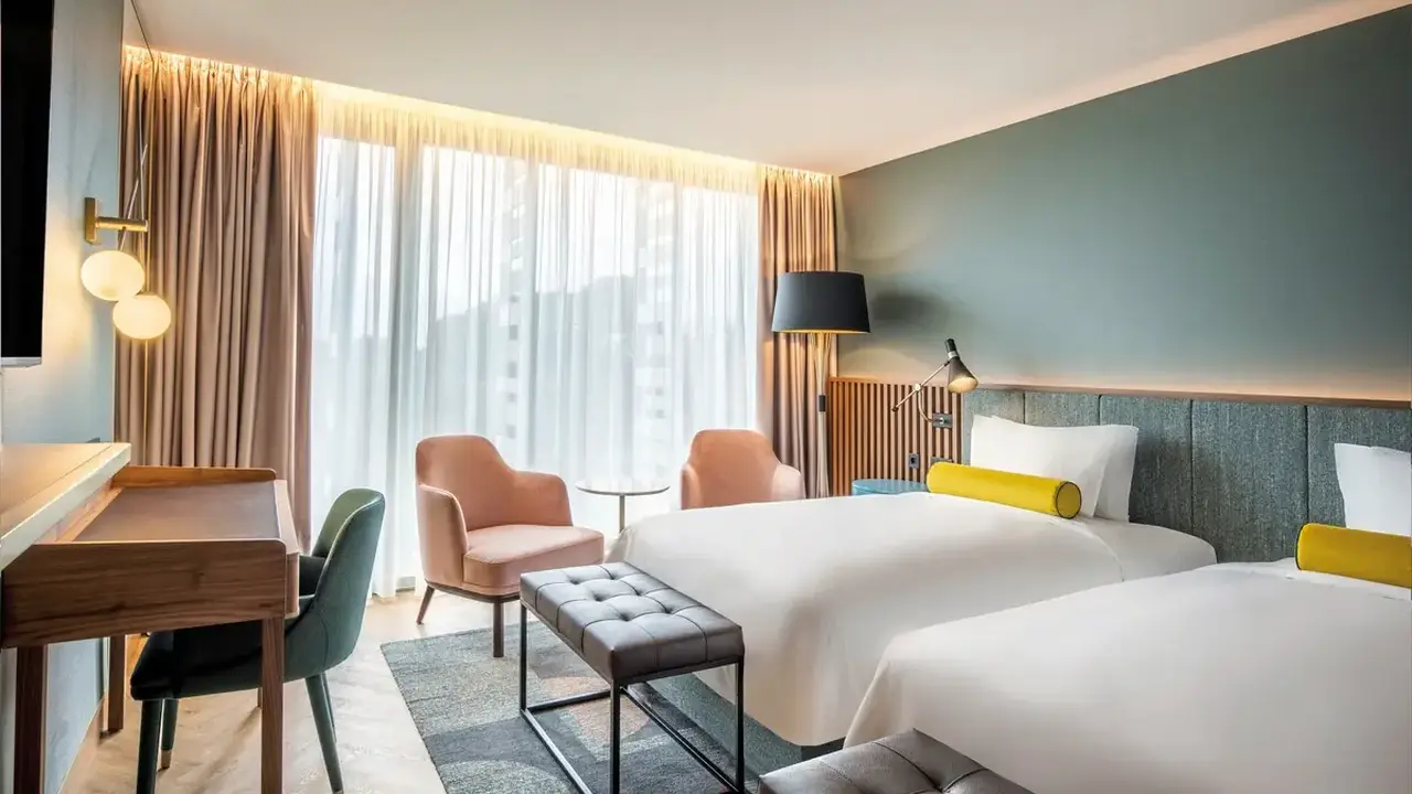 Renaissance Porto Lapa Hotel