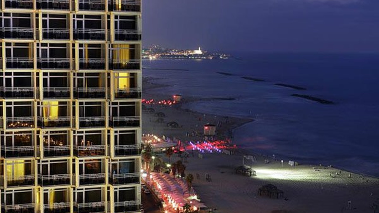 Renaissance Tel Aviv