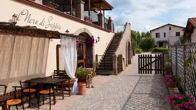 Residence Borgo Valmarina