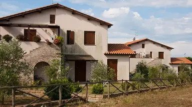 Residence Borgo Valmarina