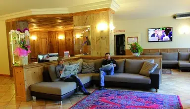 Residence Club (Ponte Di Legno)