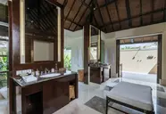 Revivo Wellness Resort