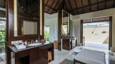 Revivo Wellness Resort