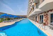 Rewaya Luxury Resort