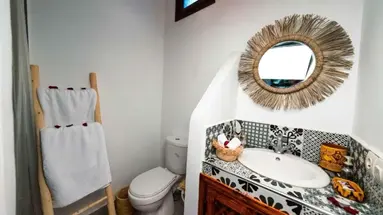 Riad Kiyanjana