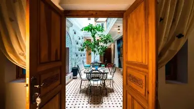 Riad Kiyanjana