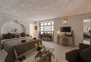 Riad Star