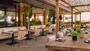 Ritz Carlton Dubai Jumeirach Beach