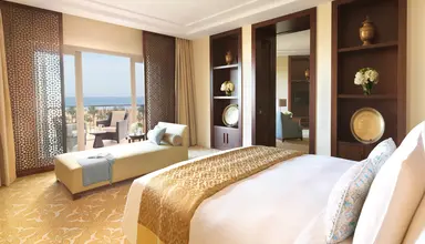 Ritz Carlton Dubai Jumeirach Beach