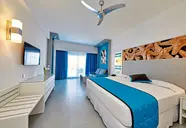 RIU Republica