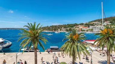 Riva (Hvar)