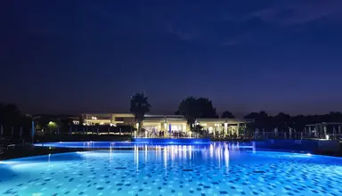 Riva Marina Resort