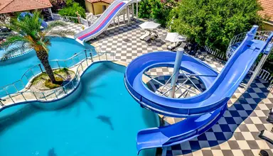 Riverside Garden Resort