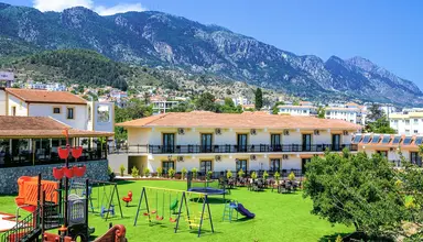 Riverside Garden Resort