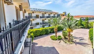 Riverside Garden Resort