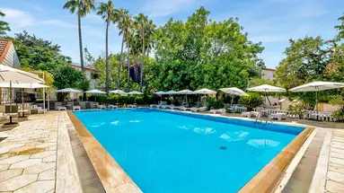 Riverside Garden Resort
