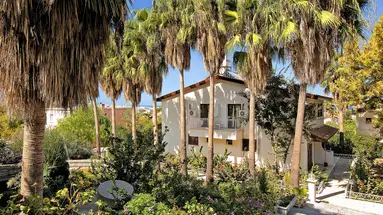 Riverside Garden Resort
