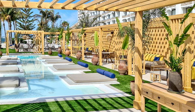 Riviera Beach & Spa
