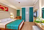 Riviera Hotel & Spa
