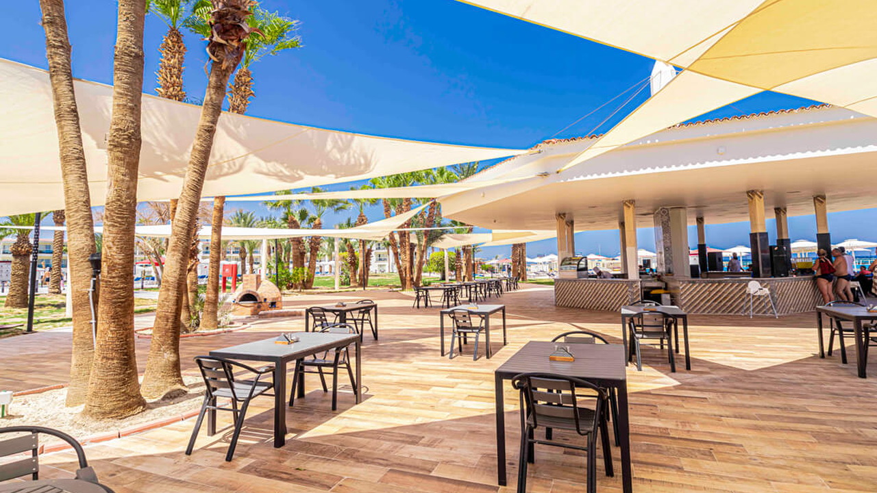 Riviera Plaza Abu Soma
