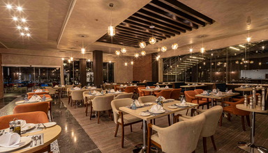 Riviera Plaza Abu Soma
