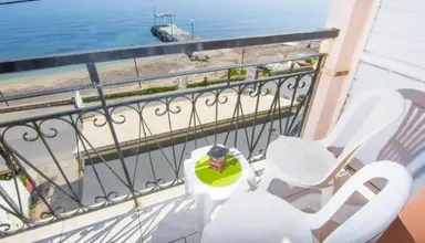 Riviera Seaside
