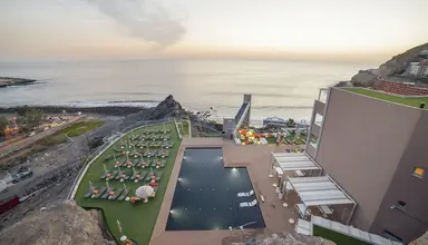 Riviera Vista