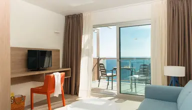 Riviera Vista