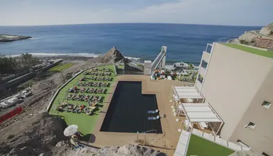 Riviera Vista