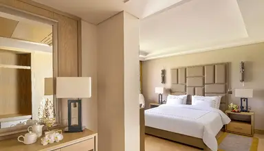 Rixos Premium Magawish Suites & Villas