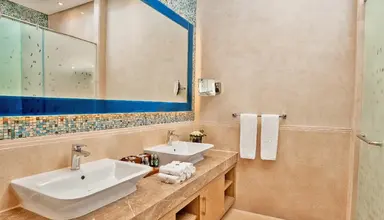 Rixos Premium Magawish Suites & Villas