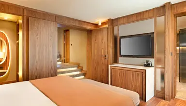 Rixos Sungate