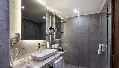 Rixos Sungate