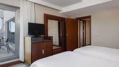 Rixos Sungate