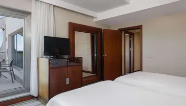 Rixos Sungate