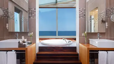 Rixos Sungate